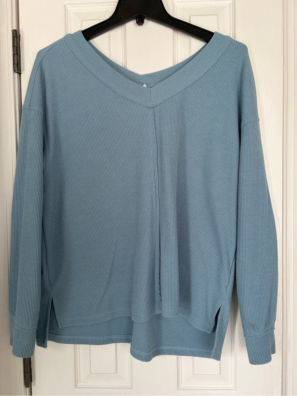 Women's Light Blue V-Neck Waffle Knit Pullover Hoodie